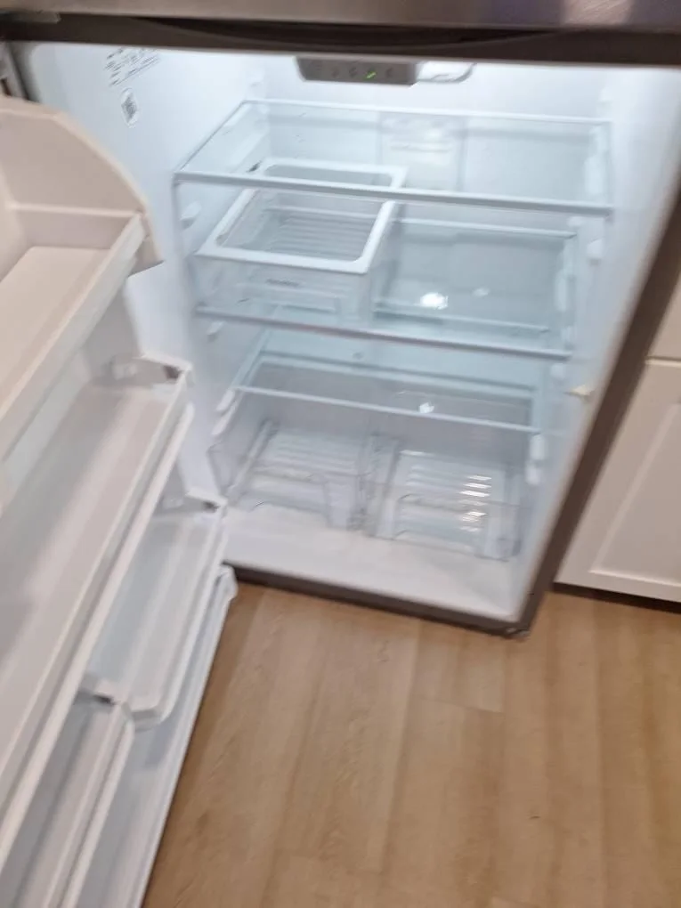 Refrigerator cleaning after cleaning